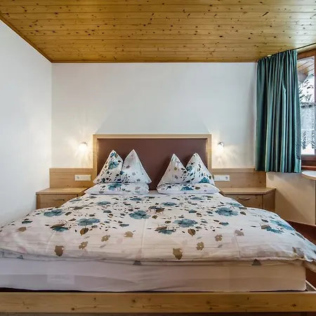 A Val Apartment